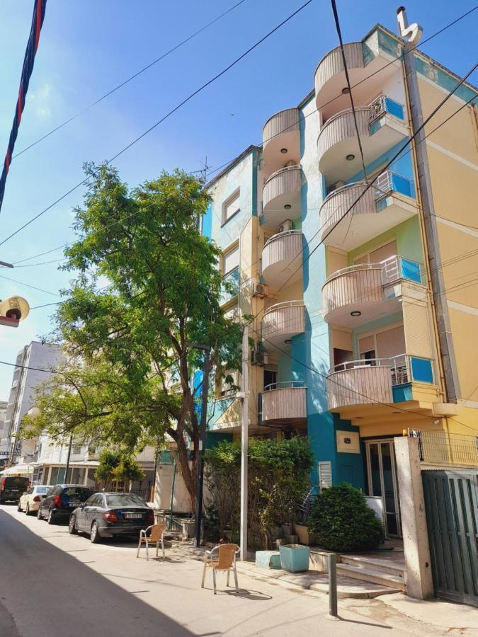 Seaside Deluxe Apartment Durrës 外观 照片