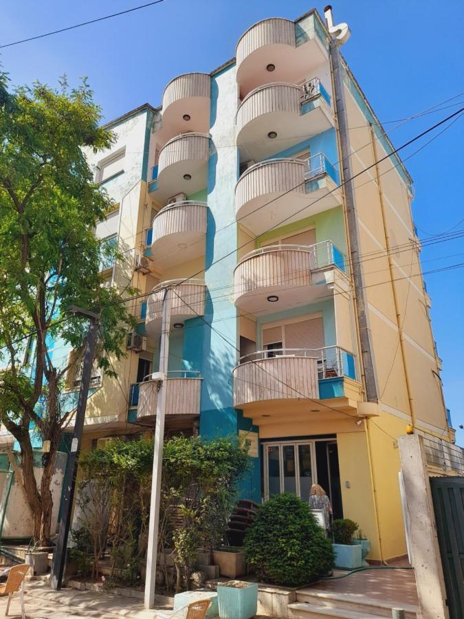 Seaside Deluxe Apartment Durrës 外观 照片