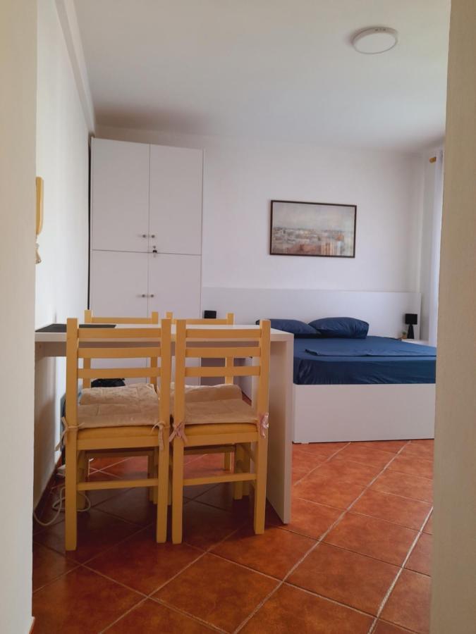 Seaside Deluxe Apartment Durrës 外观 照片