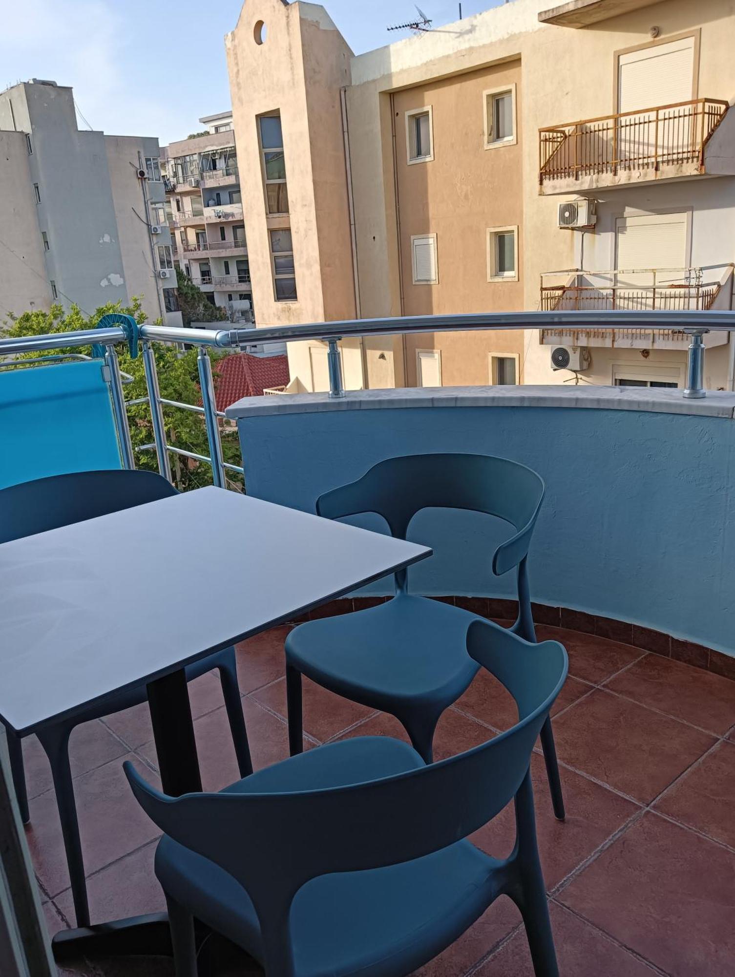 Seaside Deluxe Apartment Durrës 外观 照片